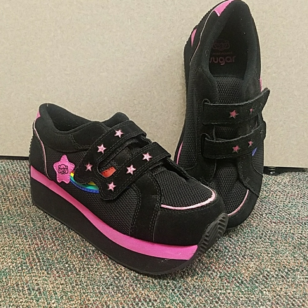 RARE Gently used Adorable Platform Sneakers Sz:8